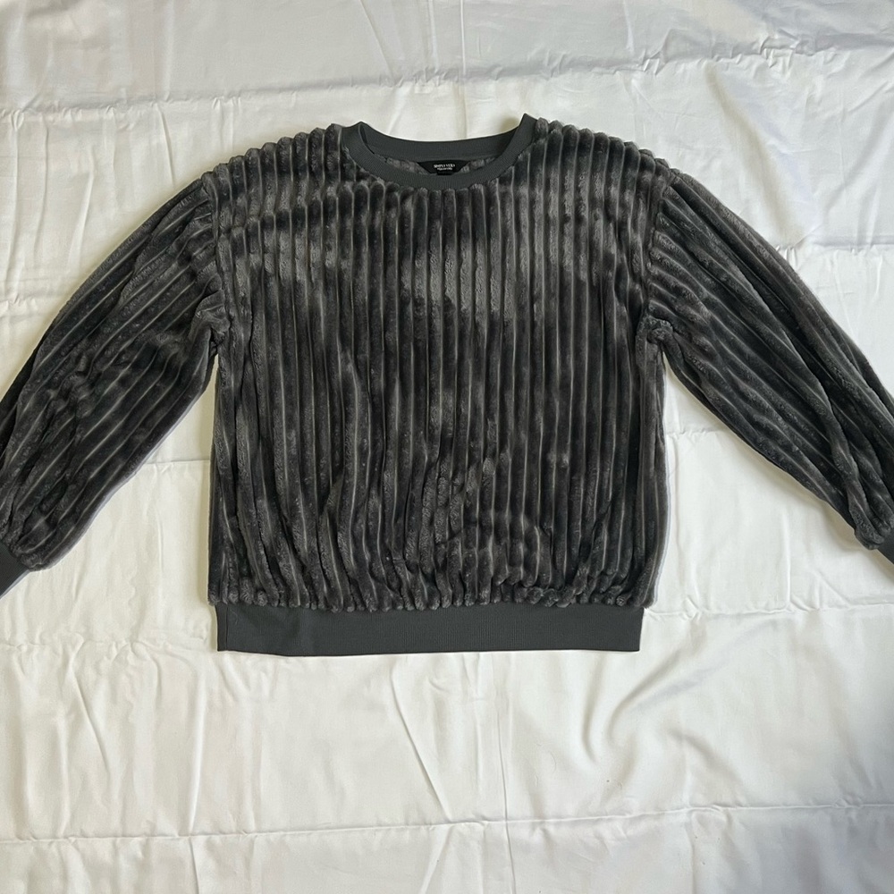 COPY - Gray Ribbed Velvet Sweater